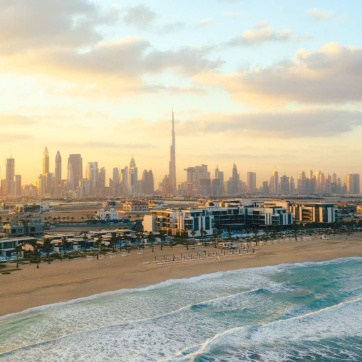 Living in Dubai: cost, pros, and cons