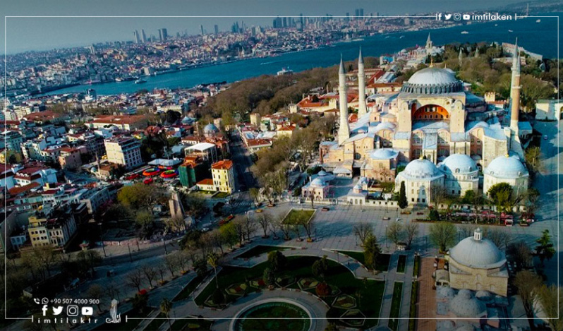 What are tourism investment features in Istanbul?